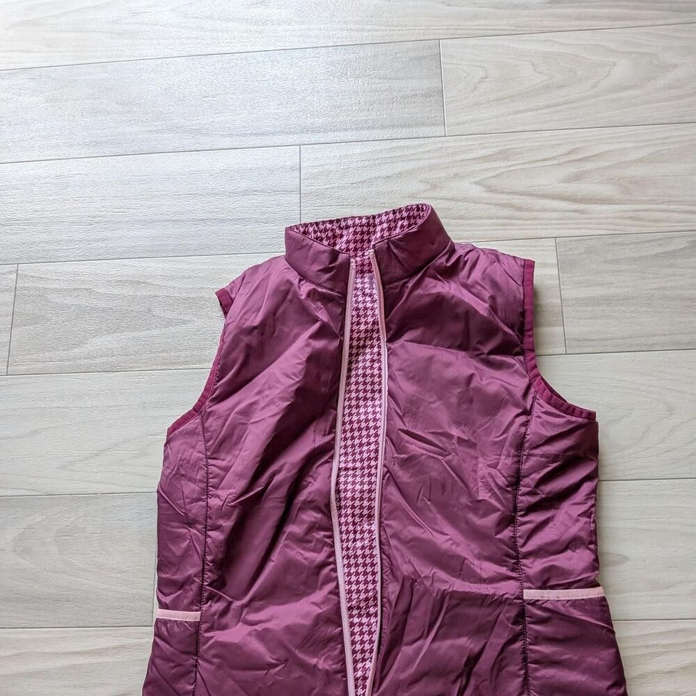 Fjallraven Women's Burgundy and Purple Gilet